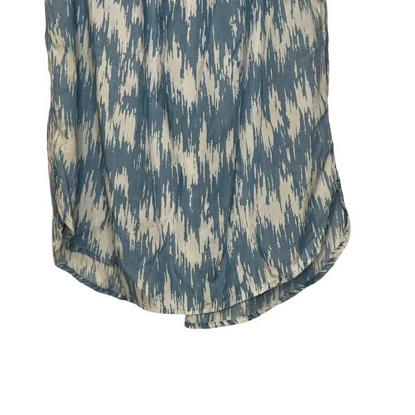 Old Navy Womens Dress Shirt Size‎ XS Blue White Pattern SS Pockets - Image 3