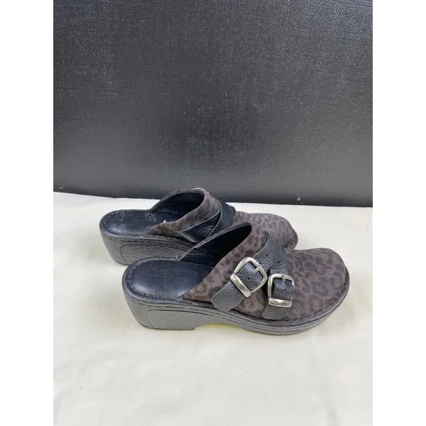Born Women's Brown Leather Animal Print Clogs/ Shoes Size 7 SKU 4911 - Image 4