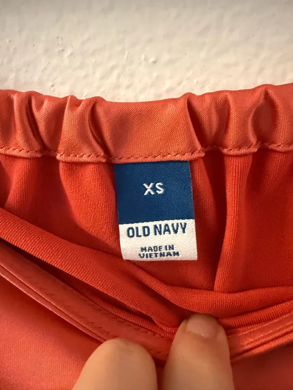 Old Navy Coral maxi skirt - Image 2