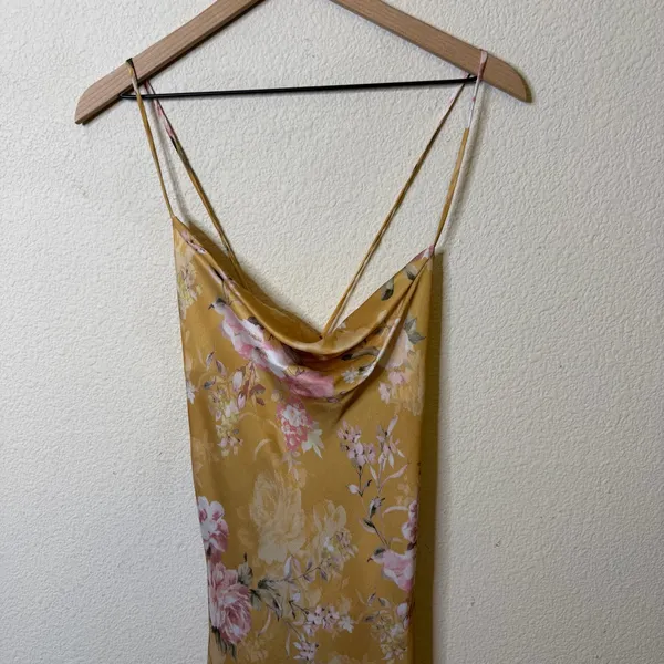 ASTR‎ the Label Gaia Dress in Mustard Floral Satin Midi Womens Size L - Image 7