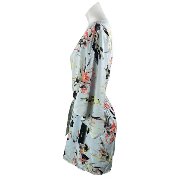 NEW Lulus Paraiso Light Blue 3/4 Sleeves Floral Wrap Kimono Jumpsuit Romper Sz L - Image 2