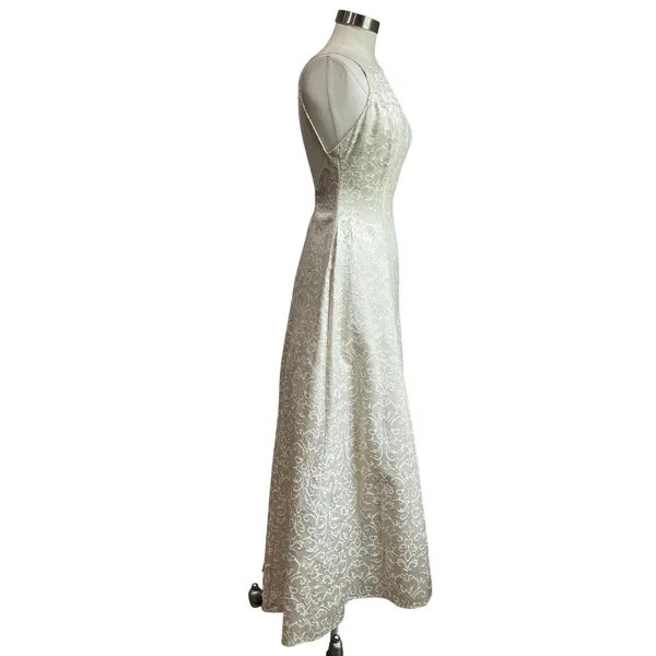 Hyphen Vintage Y2K Ivory Champagne Metallic Gold Low Back Prom Gown Sz 5/6‎ - Image 4