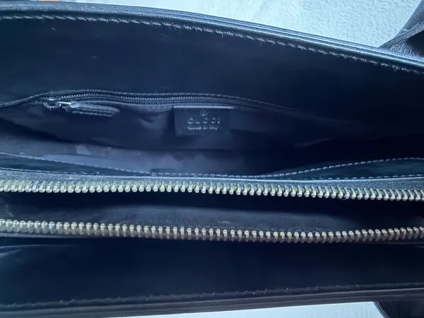 Authentic Gucci Vintage Black Leather Structured Top Handle Bag - Image 4