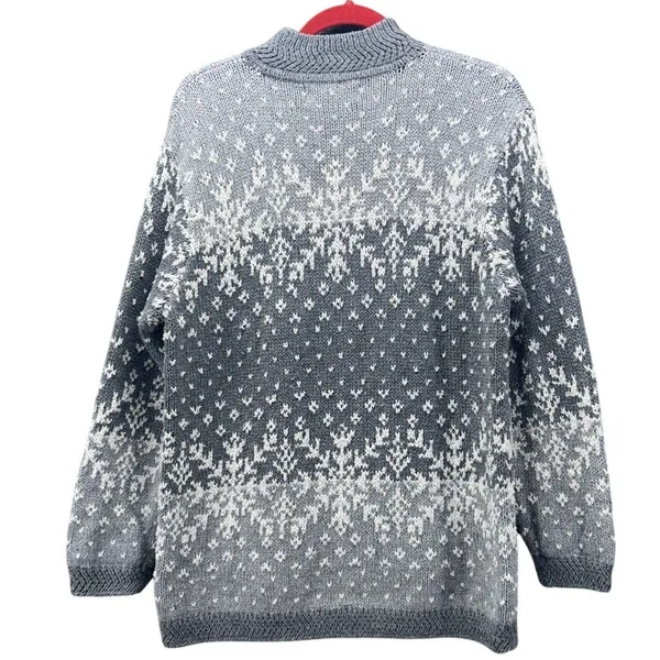 Vintage Fair Isle Snowflakes Sweater‎ Gray Small - Image 2