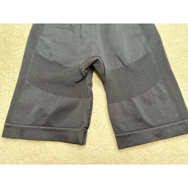 Gymshark: Black Biker Shorts - Image 5