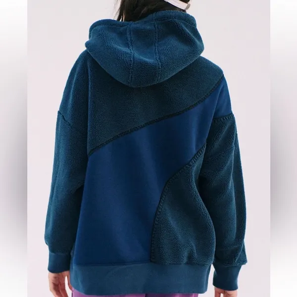 NWT Free People Sprint To The Finish Cozy Hoodie in Midnight Navy Combo - Image 4