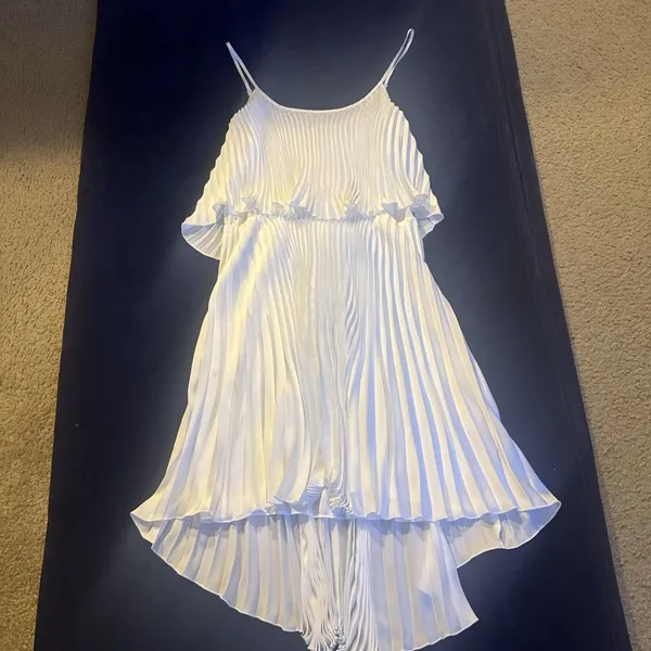 Cache High Low Accordion Pleated Dress Spaghetti Strap Size LARGE - Image 4
