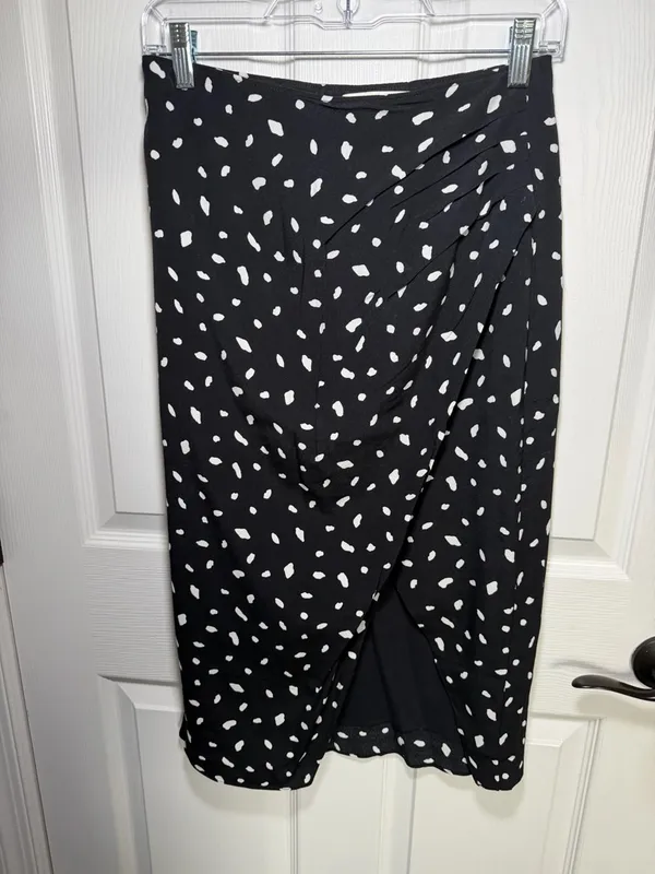 Abercrombie & Fitch Black & White Front Split-Slit Midi Skirt Small - Image 4