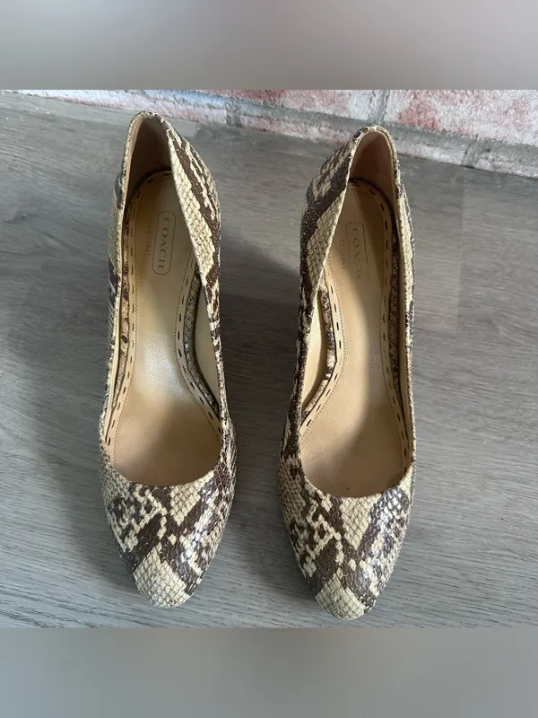 Coach Snakeskin Wedges Heels Loise Women’s 8.5 Tan Y2K Bratz 8 1/2 Animal Print - Image 2