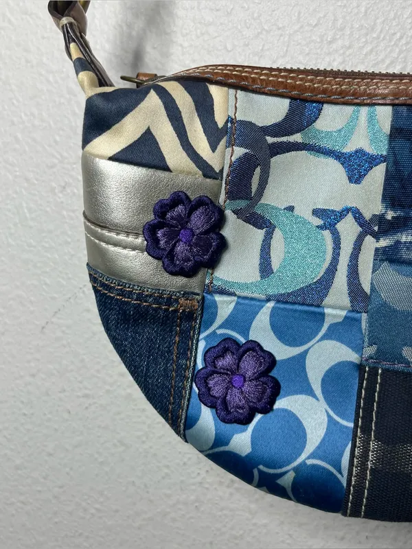 Vintage Coach Denim Sig Patchwork Floral Embroidered Crossbody Purse Bag 10819 - Image 4