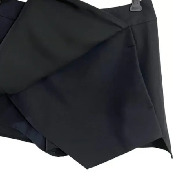 Aqua Black Asymmetrical Skort. Mini Skirt with Shorts. Side Pockets Size Small - Image 3