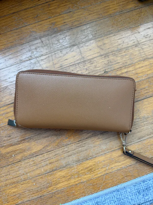 Michael Kors Wallet - Image 2