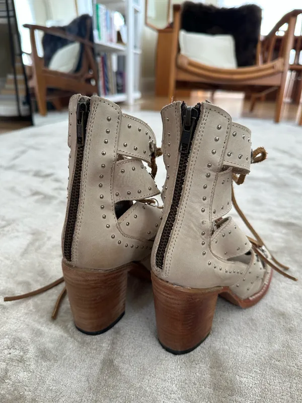 FREEBIRD by Steven lace up heels - Image 3