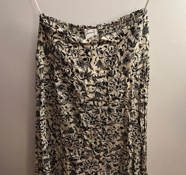 Floral Maxi Skirt Tan Size M - Image 2