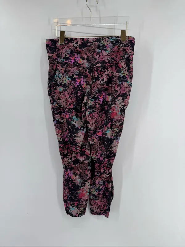 Lululemon Base Pace High-Rise Crop‎ 23" Stencil Blossom Red size 12 - Image 3