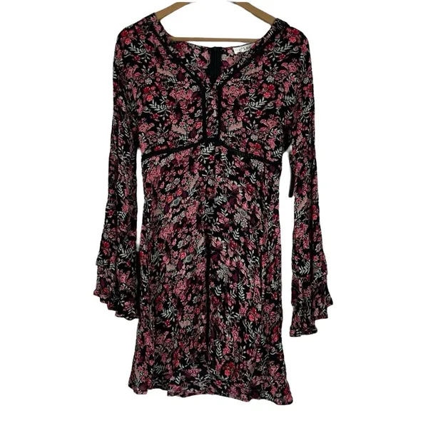 NWT C'isa Floral Print Mini Dress Black Boho Bell Sleeve Crochet Trim Size S - Image 2