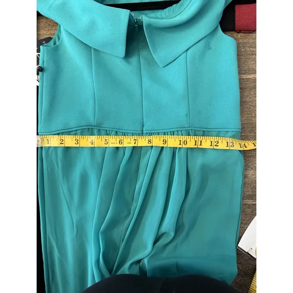 Adrianna Papell Women's‎ Green Off The Shoulder Crepe Chiffon Gown Size 2 NWT - Image 10