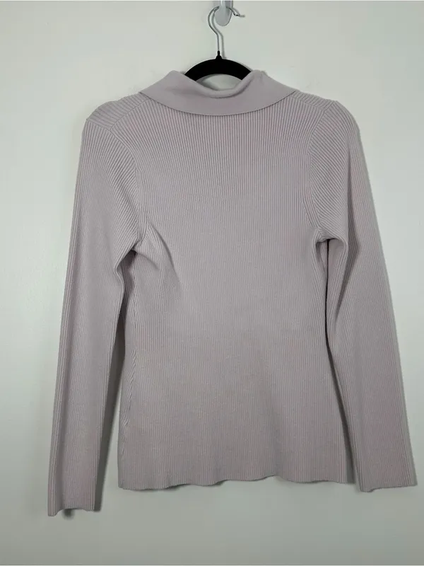Abercrombie Women’s Medium Button Front Collared Cardigan Lavender - Image 3