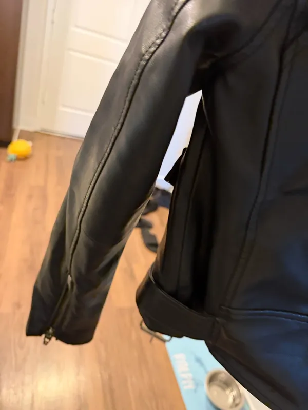 BLANKNYC Leather Jacket - Image 4