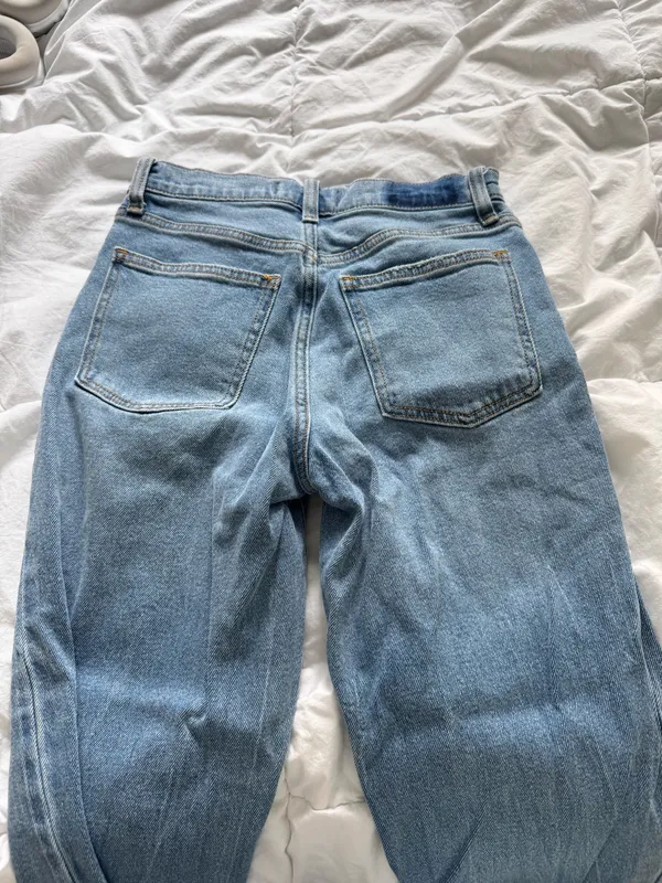 Abercrombie Jeans - Image 4
