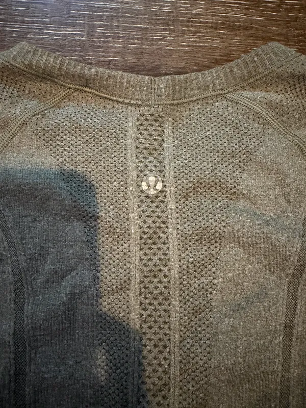 Lululemon Swiftly Long Sleeve - Image 3