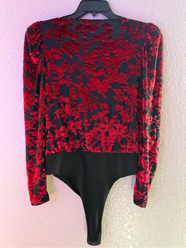 Dear John Red Black Velvet Floral Puff Sleeve Bodysuit Size M - Image 6