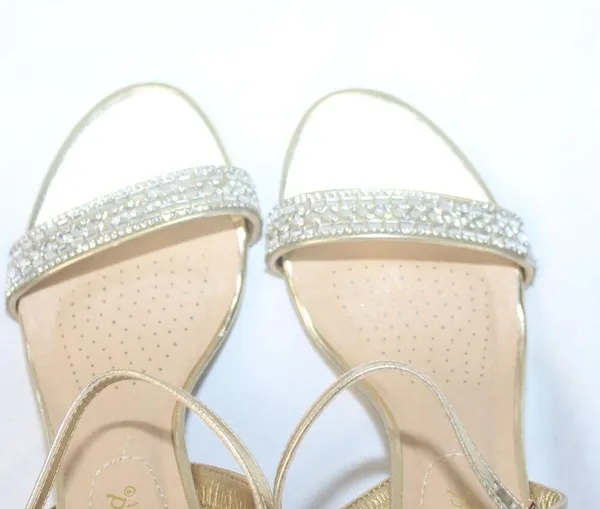Cityclassified Gold Size 7 - Image 6