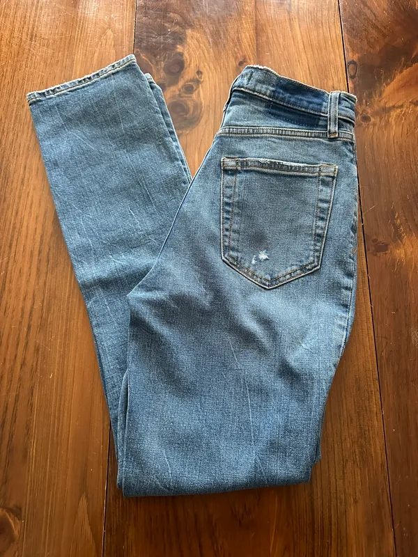 Abercrombie The 90’s Slim Straight Ultra High Rise Jeans - Image 8