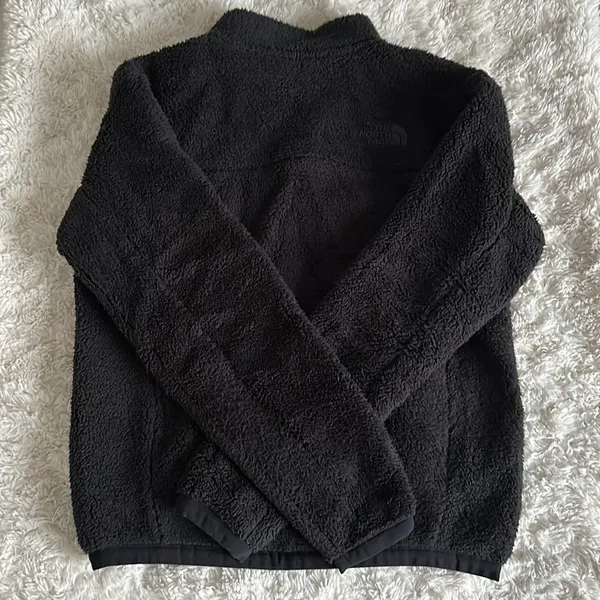 Women’s North Face Sherpa Zip up - Image 4