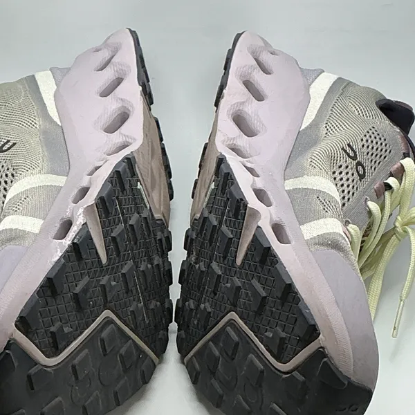 On Shoes Women 11 Seedling Lilac Purple Cloudsurfer Trail Run 3WE10102149 Flaw - Image 6