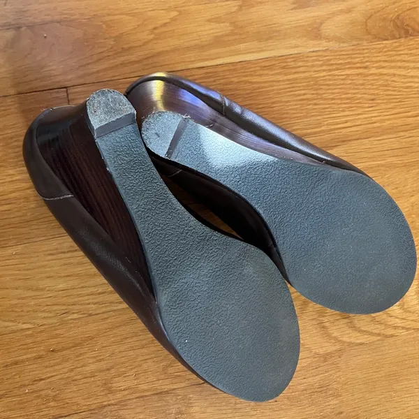 White Mountain Wedge Platform Shoes Brown Size 6 - Image 4