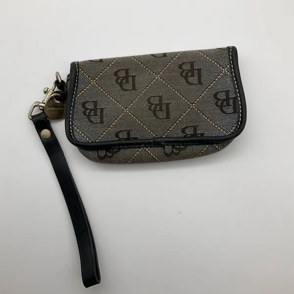 Dooney And Bourke Wristlet‎ Pouch - Image 2