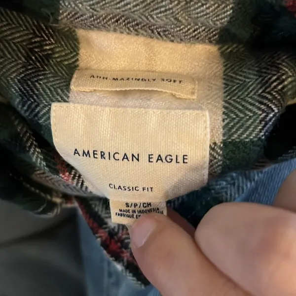 American eagle small plaid flannel‎ - Image 6
