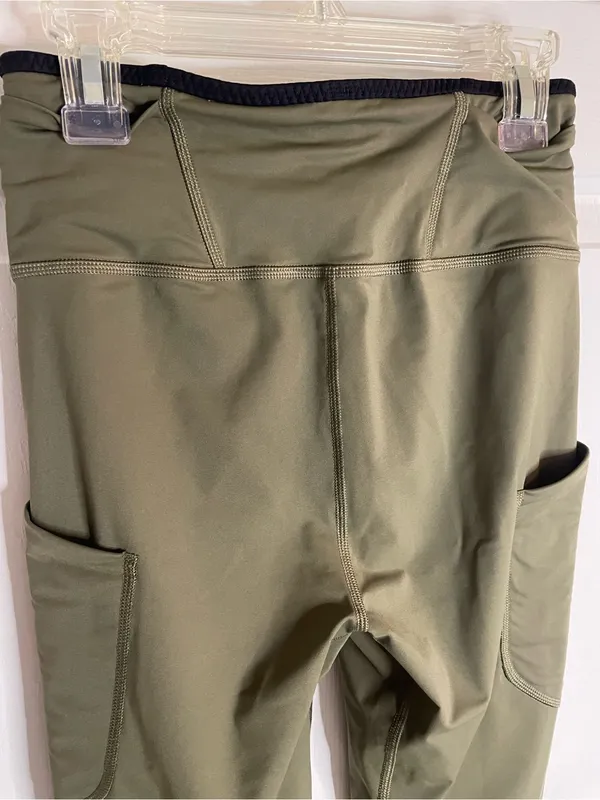 REI Co Op Olive Green Drawstring Waist Leggings With Stash Pockets Size Small - Image 6