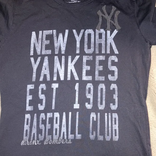 🎉4 for $20 Banner Supply Co Yankees Tee, Small Blue - Image 2