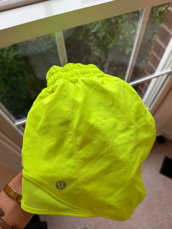 Lululemon Hotty Hot Shorts Neon Yellow 2.5" - Image 5
