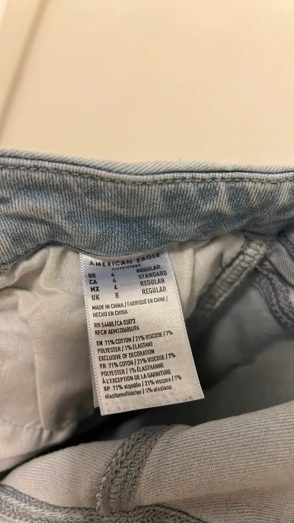 American Eagle Outfitters Curvy Hi-Rise Jegging - Image 3