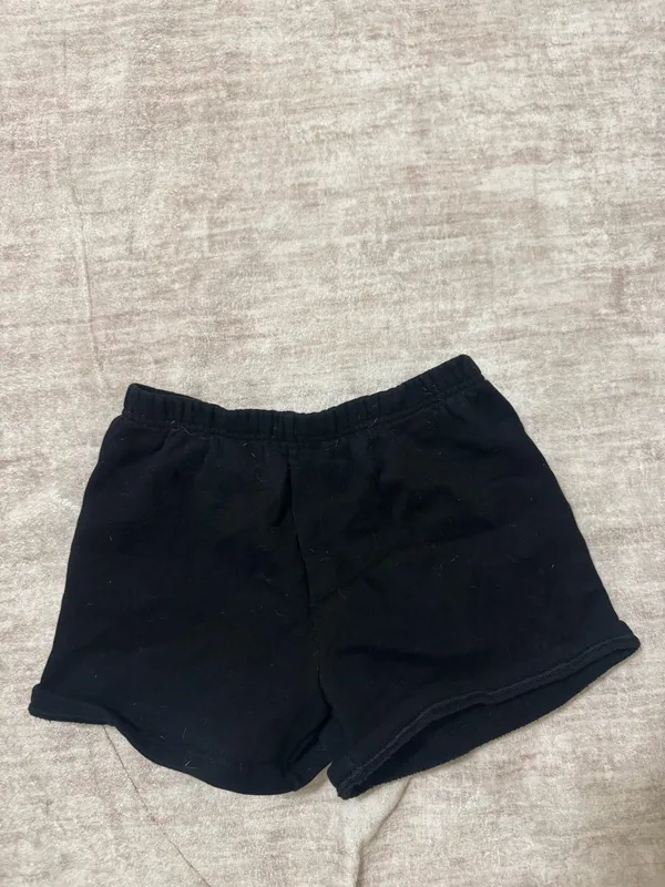 Aritzia tna sweatfleece perfect fit shorts size xs - Image 2