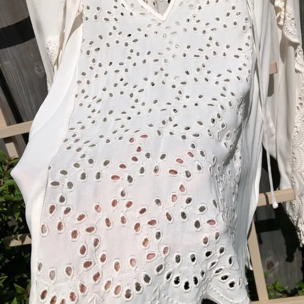 REISS Flora Broderie Scalloped Sleeves Ivory Cream Top Blouse 4 - Image 11