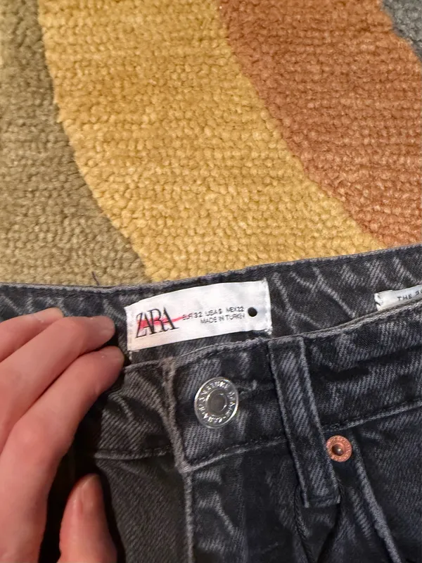 NWT Zara Women The 90’s Mom Fit Jeans Washed Black High Rise Size 0 - Image 4
