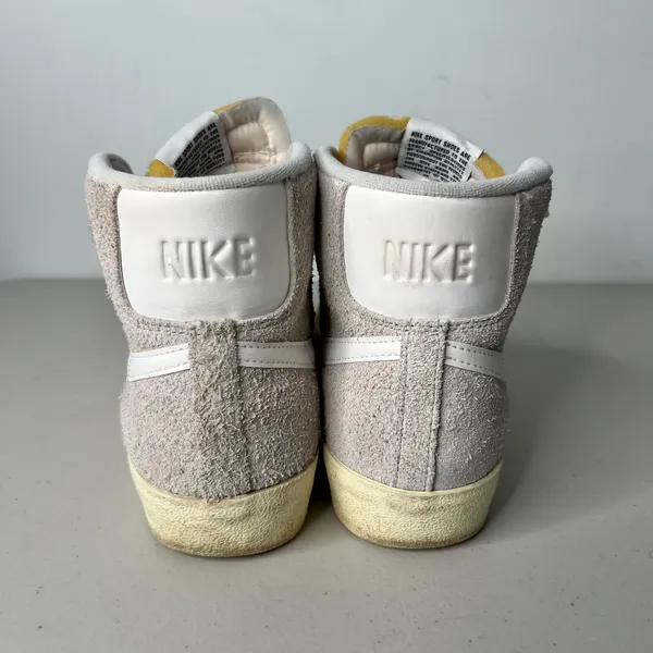 Nike Blazer Mid 77 High Top Sneakers Size 9.5 - Image 8