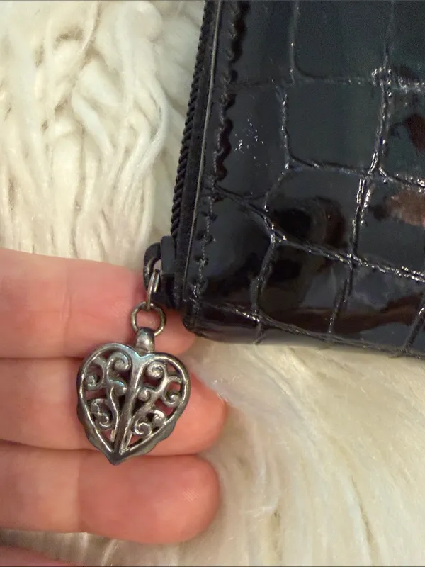 Brighton Black Croc-Embossed Crossbody /Wallet excellent condition see photos - Image 3