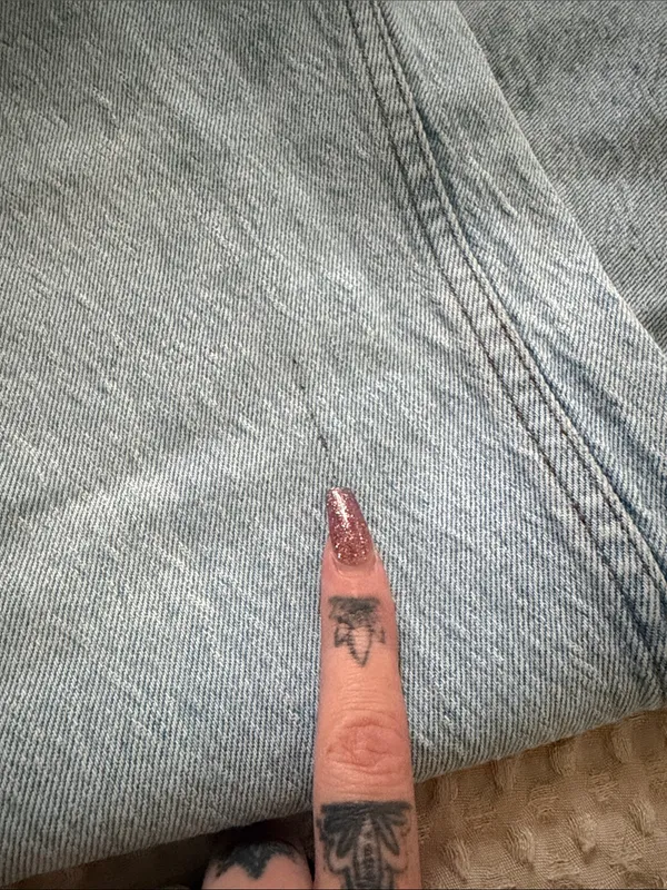 A&F Low Rise Baggy Denim Jeans - Image 7