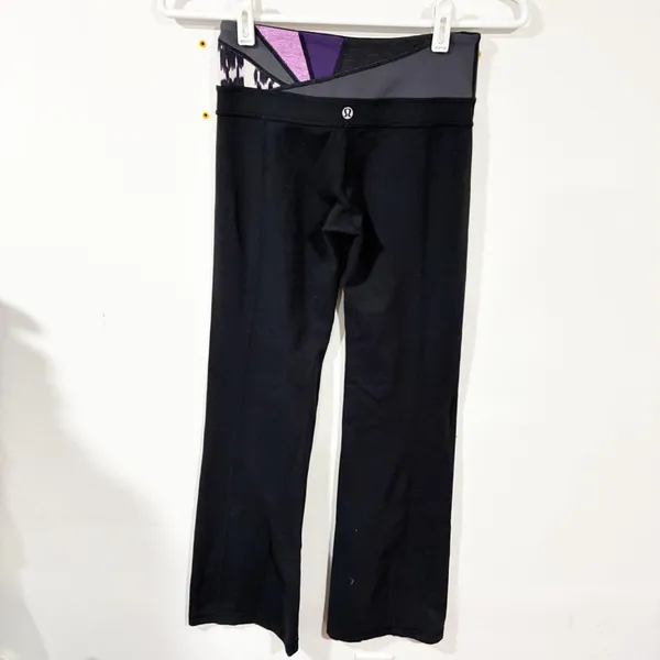 Lululemon Printed Waist Black Pull On Flare Leggings Size‎ 2 - Image 4