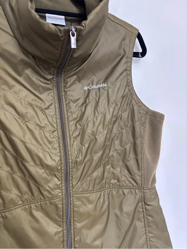 Columbia Women’s Mix It Around II Vest in Olive Green UPF 50+ - Size XL - Image 10