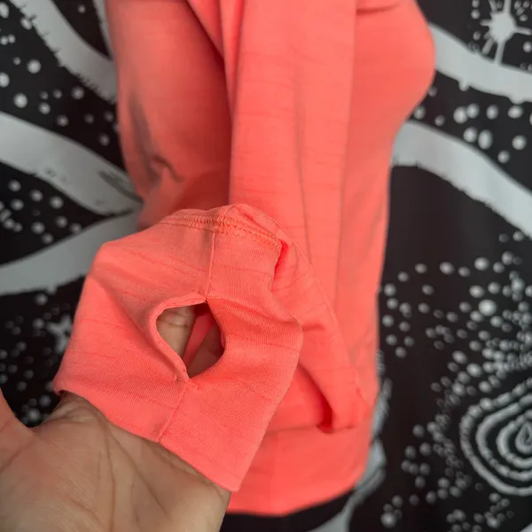 Reebok Women's Neon Coral Sweatshirt - Image 3
