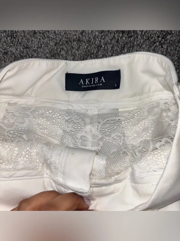 AKIRA White Lace Skirt - Image 3