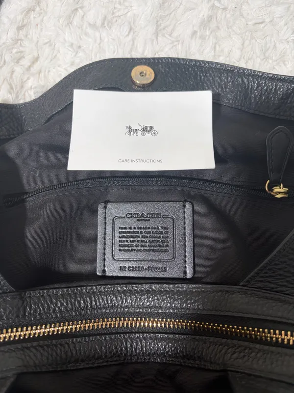Coach Hallie F80268 Black Pebbled Leather Hobo Bag - Image 2