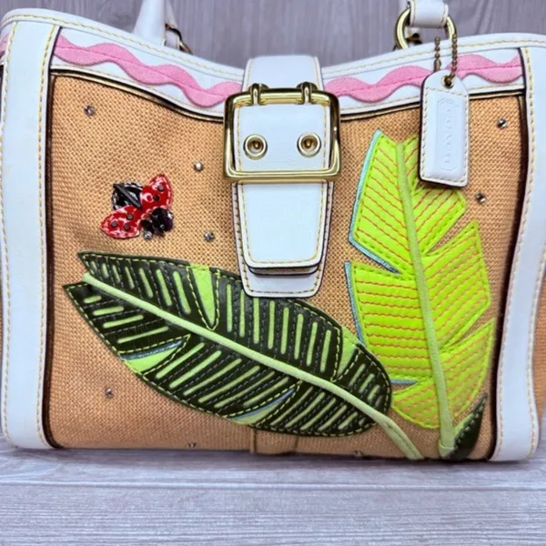 Vintage rare Coach Straw ladybug leaf tote bag purse rhinestone handbag summer - Image 2