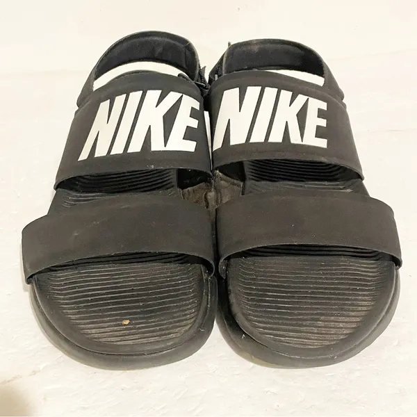 Nike Size 9 Wide Tanjun Women's Sandal Black‎ White 882694-001 Straps - Image 2